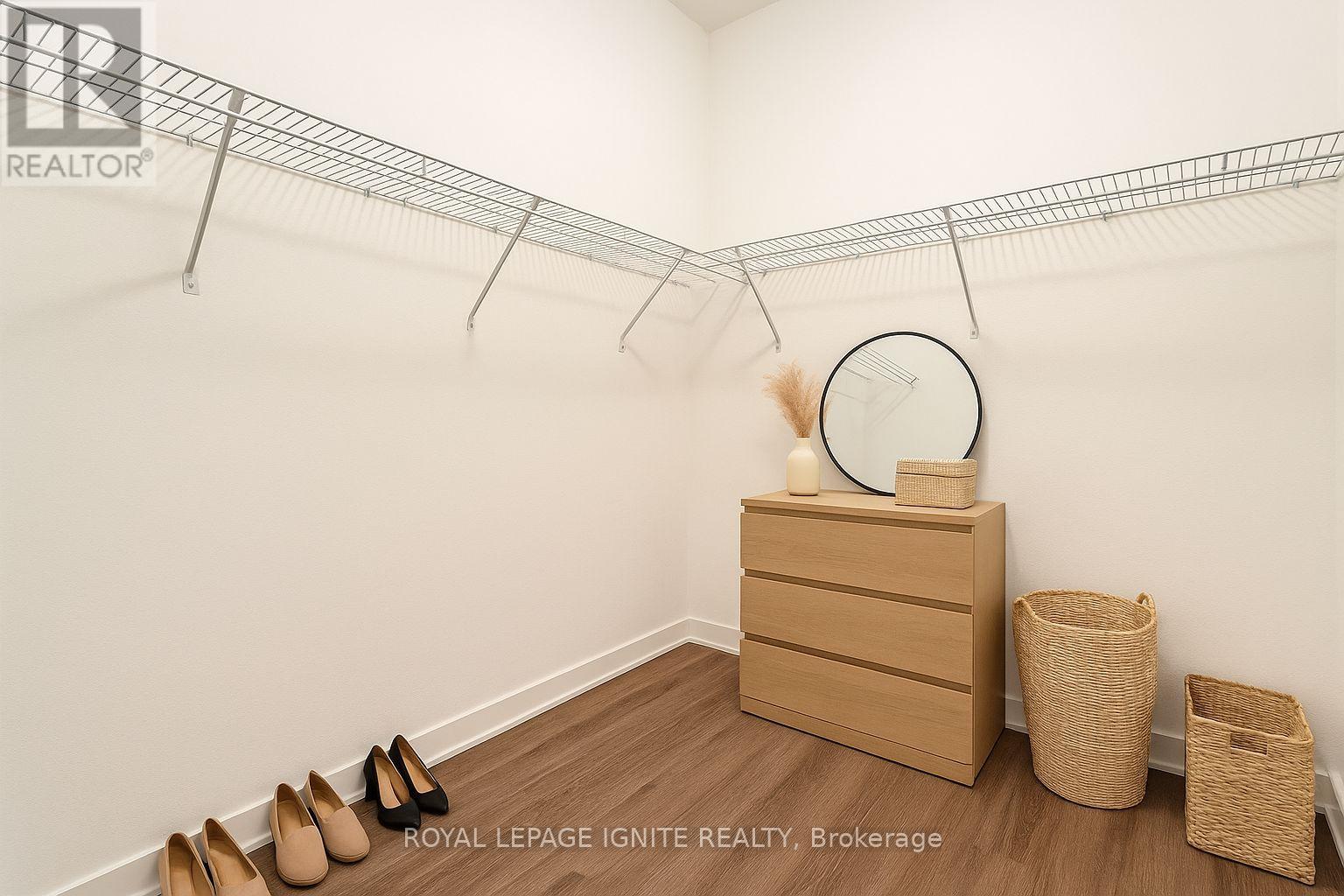 #107 51 CLARINGTON BOULEVARD - 14