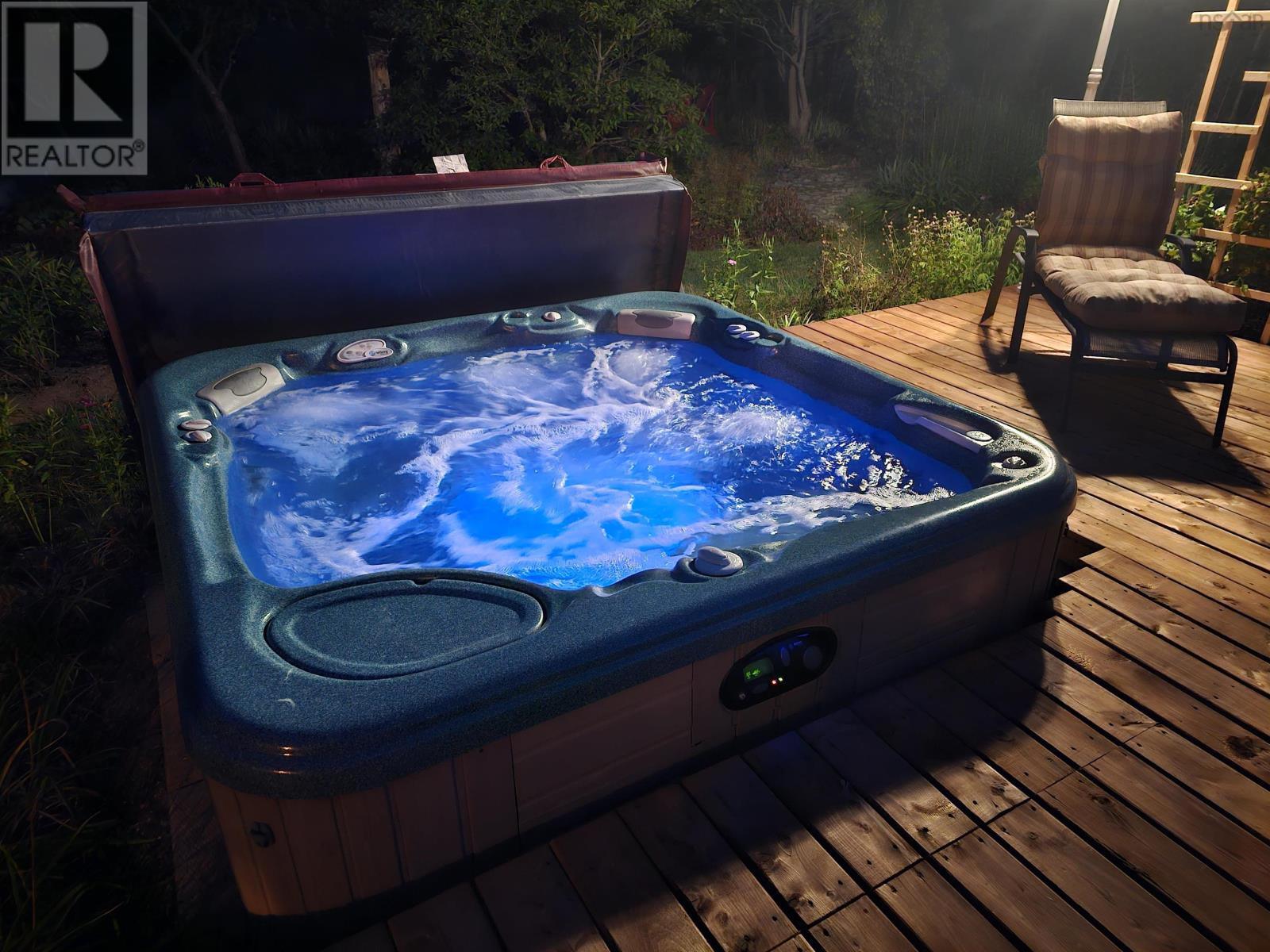 Property 2 of 48 of 16 Valerie Court