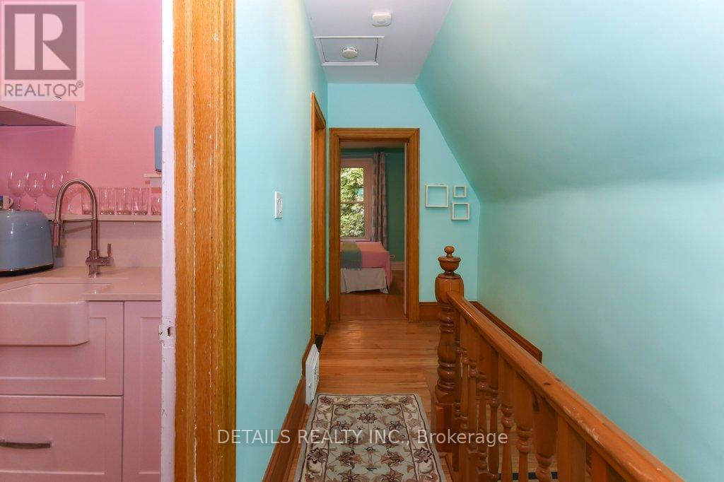 19 GOULD STREET — photo 25