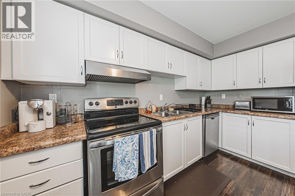 #3 266 LIMERIDGE Road E - 7