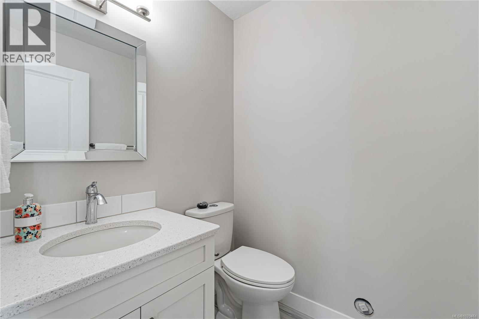#139 6057 Doumont Rd - 15