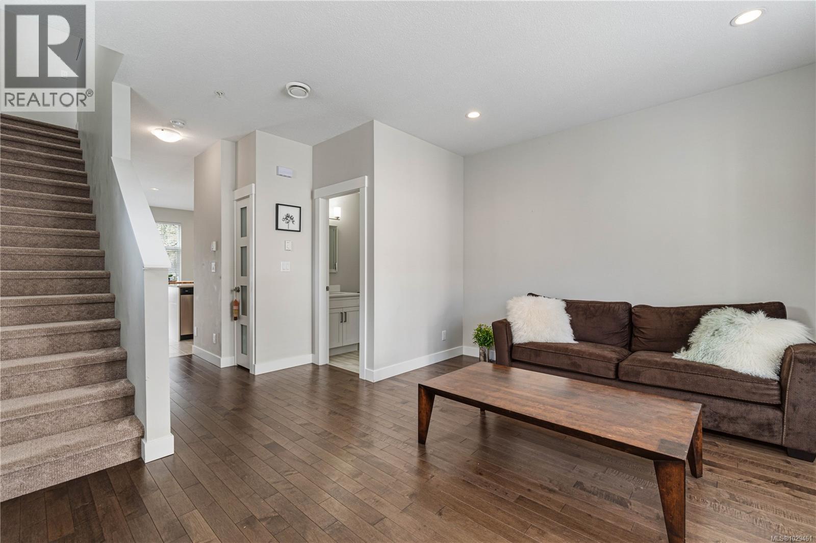 #139 6057 Doumont Rd - 16