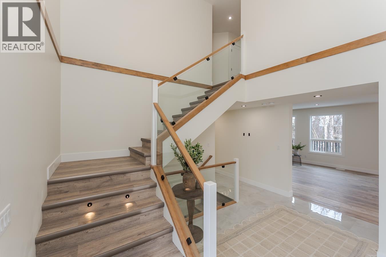 3936 ESTABROOK COURT - 6