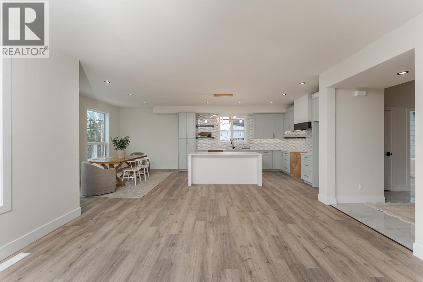 3936 ESTABROOK COURT - 9