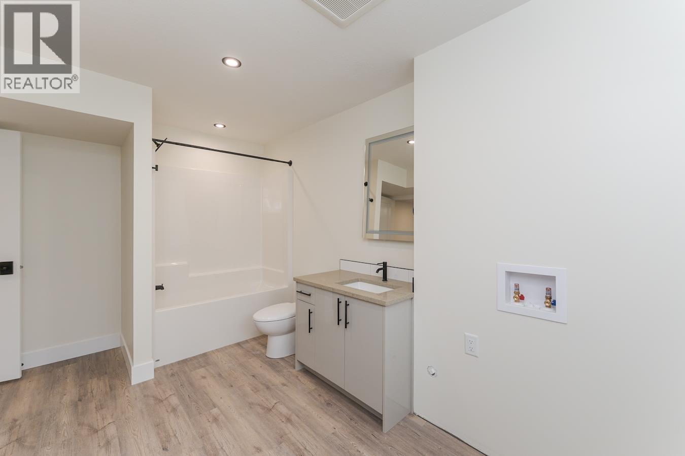 3936 ESTABROOK COURT - 40