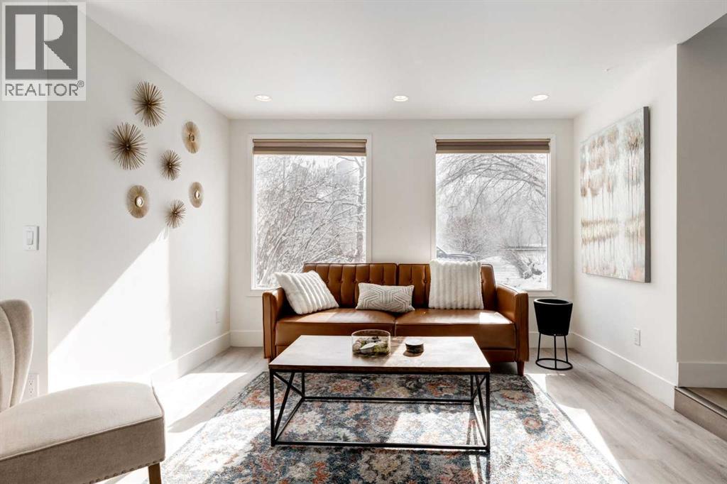 Single Family House for Sale in  Memorial Drive NW Hillhurst Calgary 