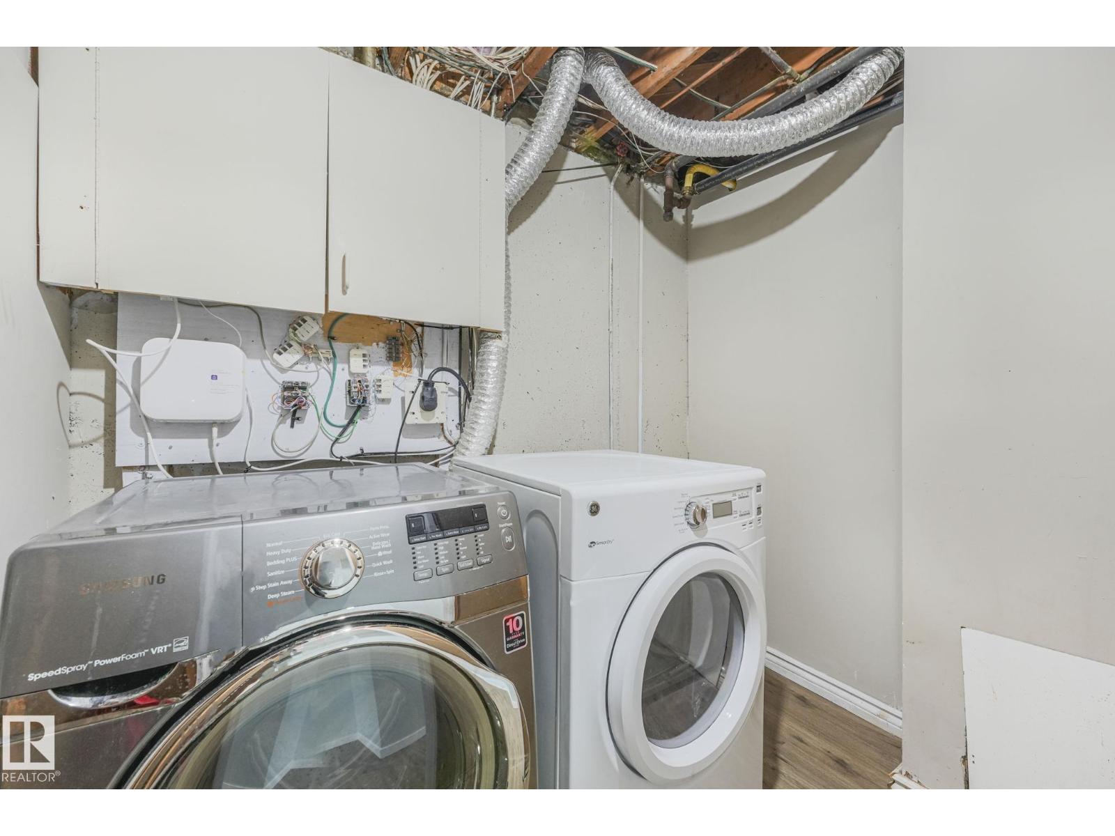 15704 91 AV NW - 28