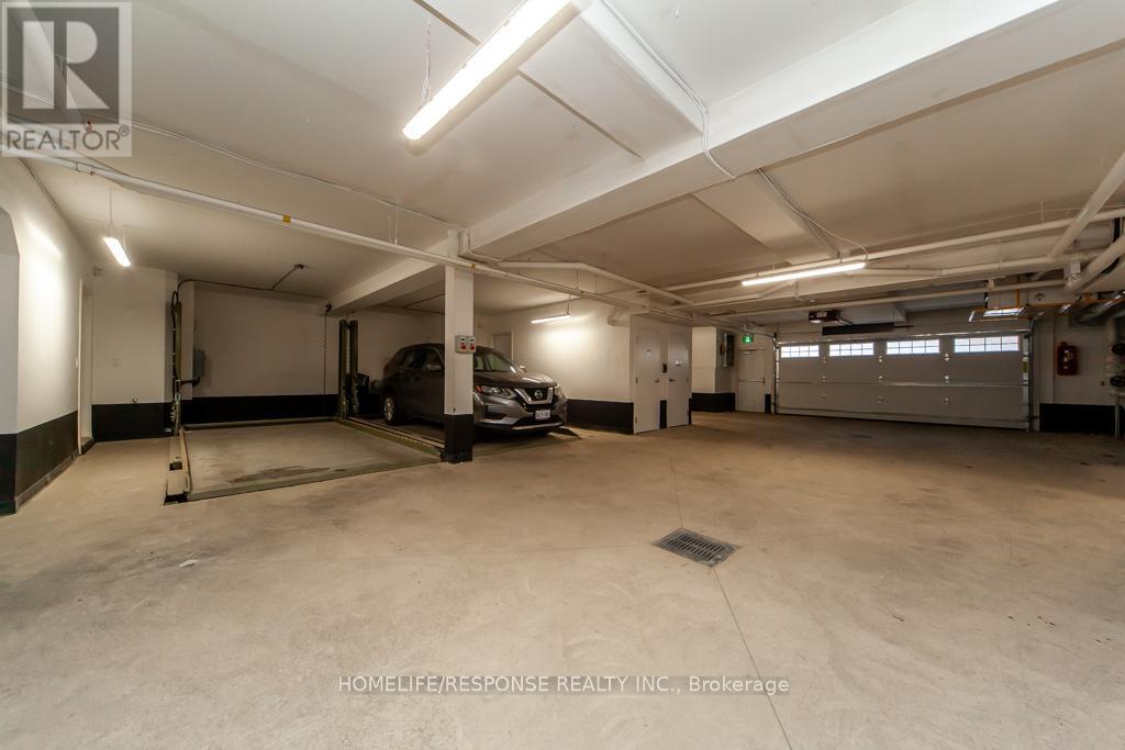 93-150 JOYMAR DRIVE N - 44
