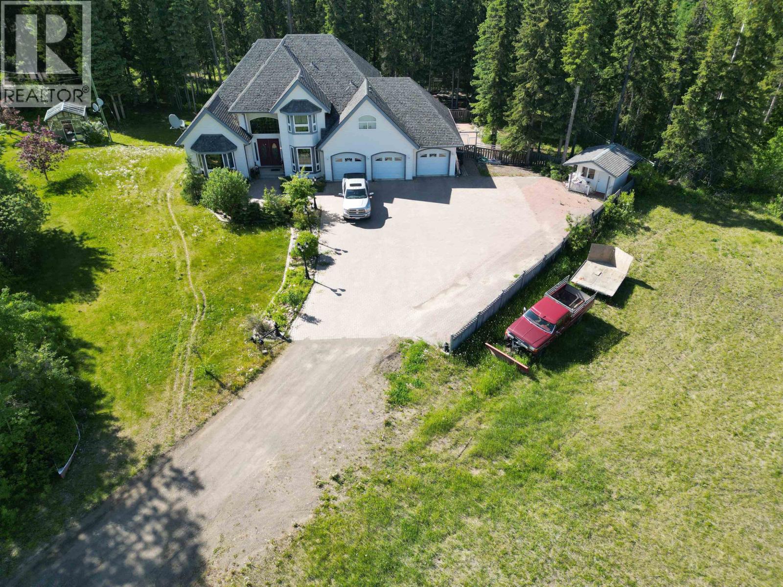 585 5TH AVENUE, Burns Lake
