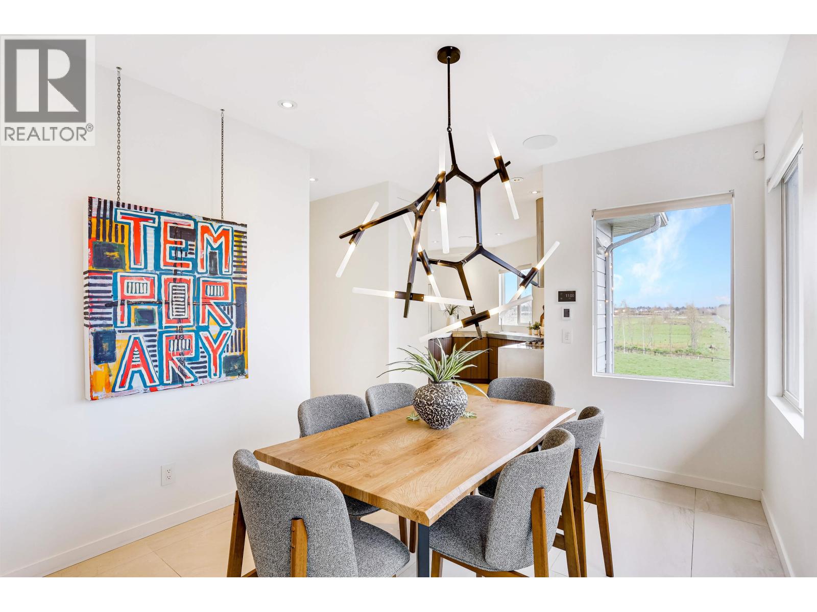 6371 LONDON Road, Richmond