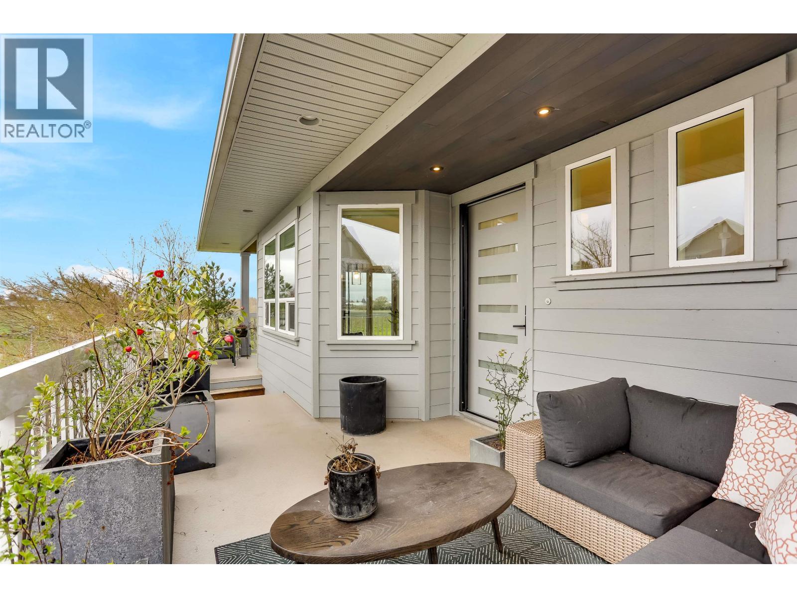 6371 LONDON Road, Richmond