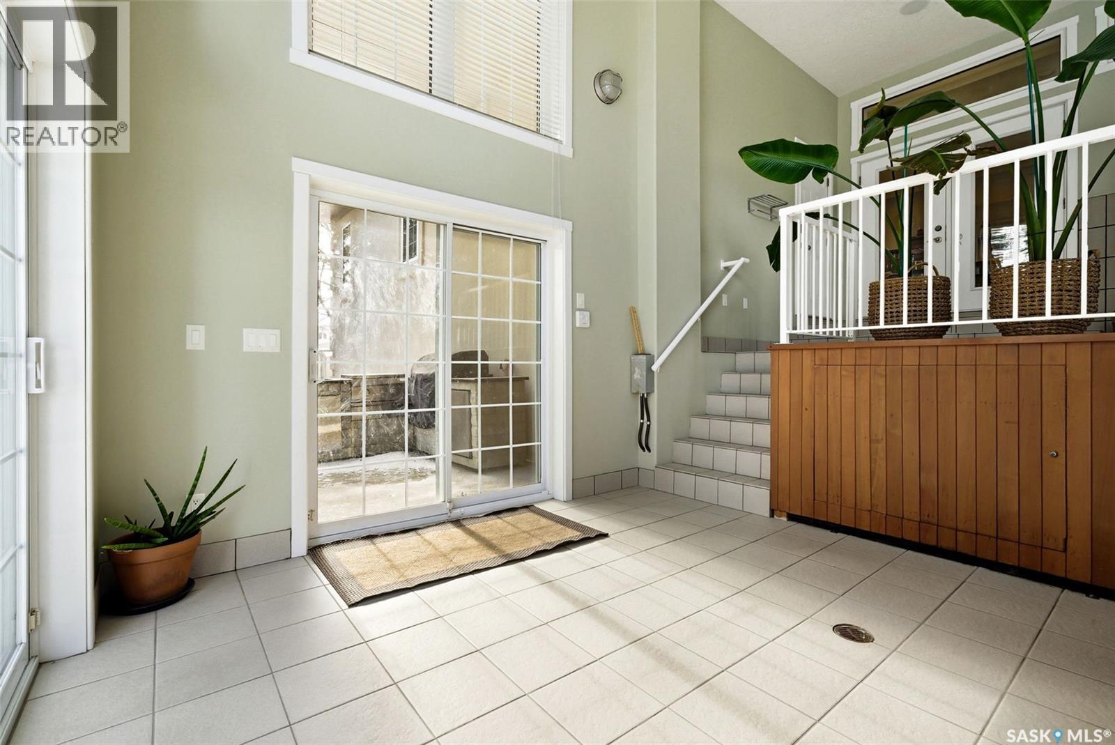 Single Family House Bi-level for Sale in  Windsor Park CRESCENT Regina 