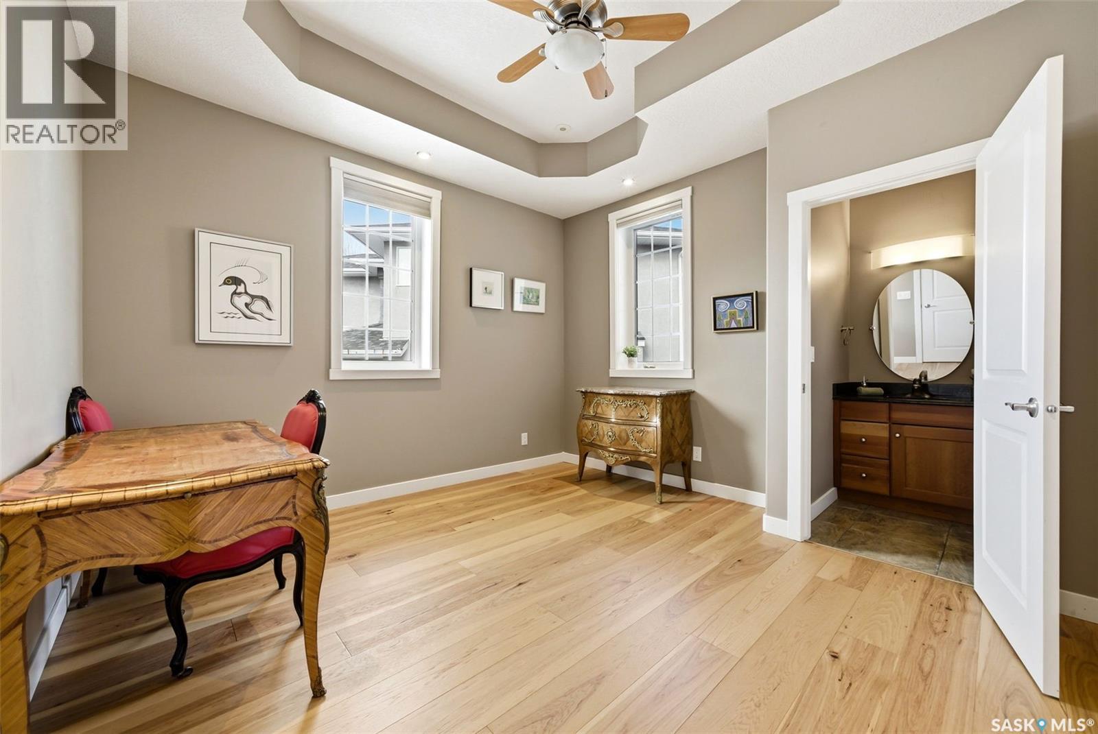 Single Family House Bi-level for Sale in  Windsor Park CRESCENT Regina 