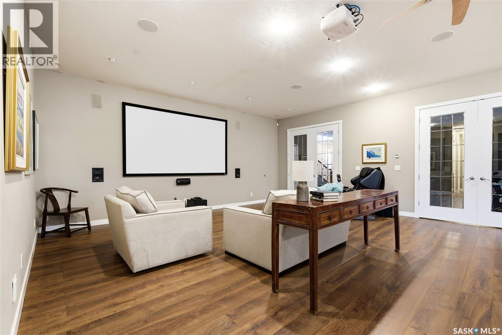 Single Family House Bi-level for Sale in  Windsor Park CRESCENT Regina 