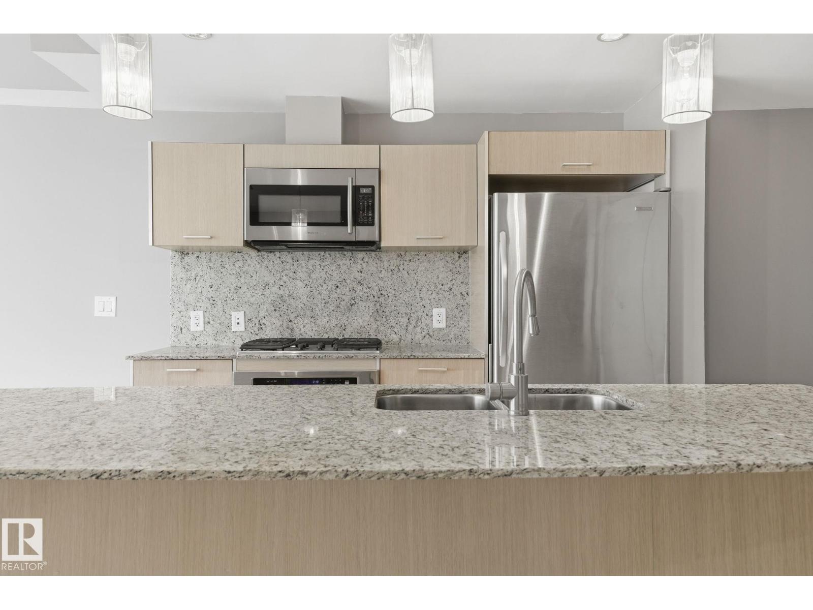 #402 2510 109 ST NW - 12