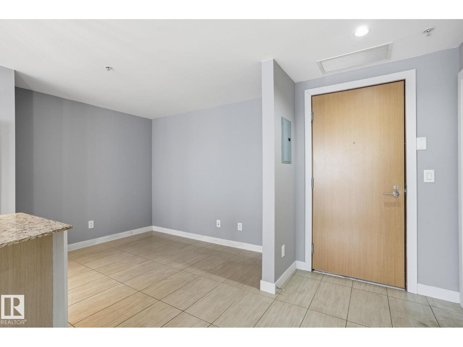 #402 2510 109 ST NW - 8