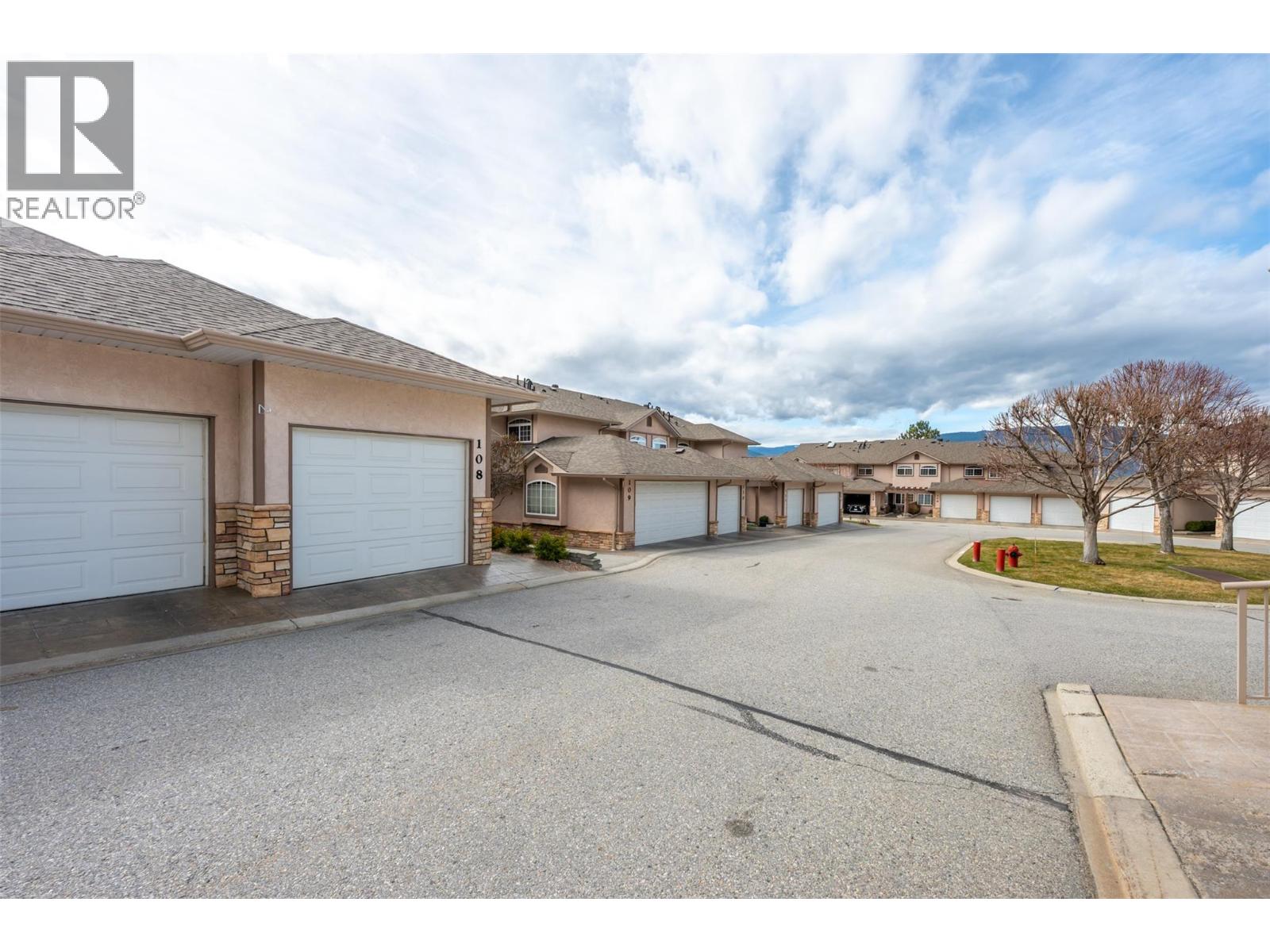 705 Balsam Avenue Unit# 108, Penticton