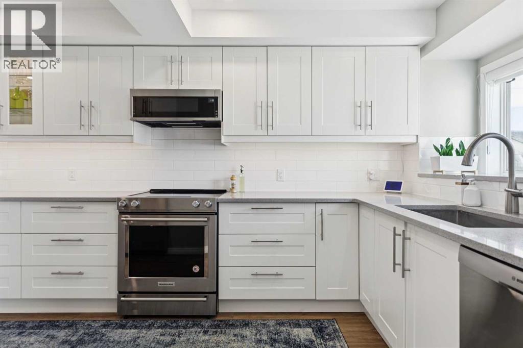 Single Family House for Sale in  Sandringham Road NW Sandstone Valley Calgary 