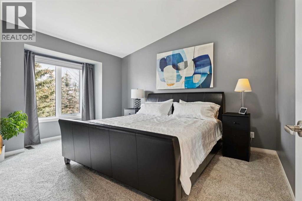 Single Family House for Sale in  Sandringham Road NW Sandstone Valley Calgary 