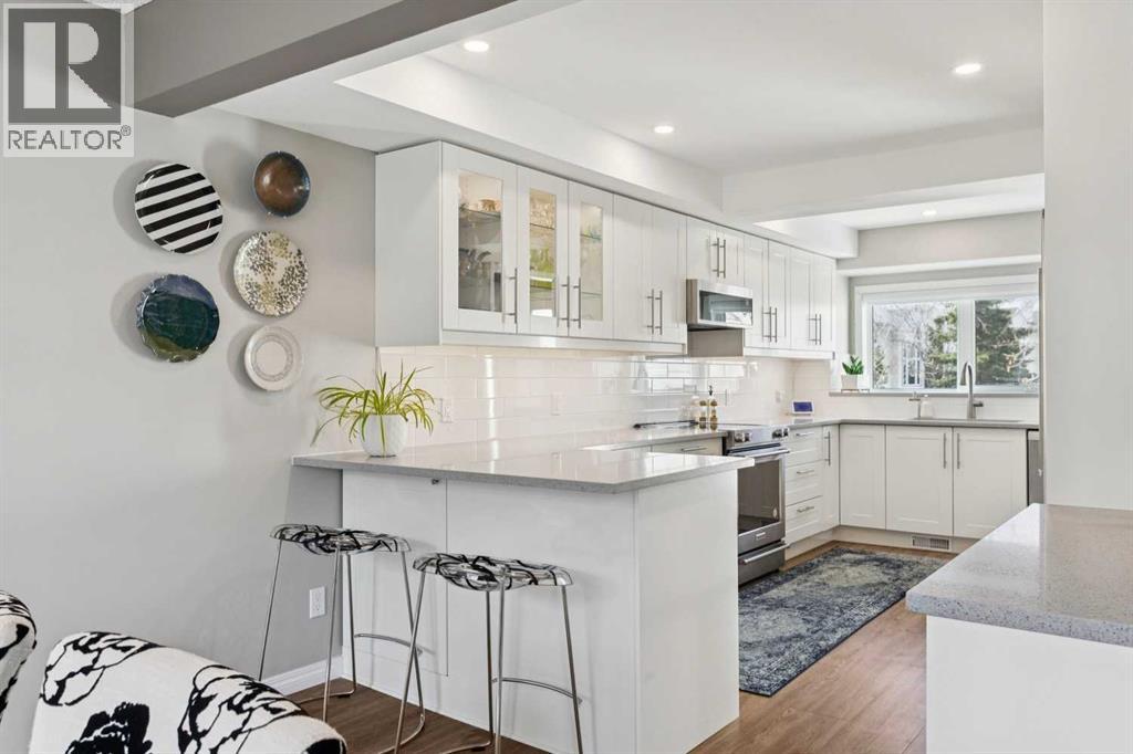 Single Family House for Sale in  Sandringham Road NW Sandstone Valley Calgary 