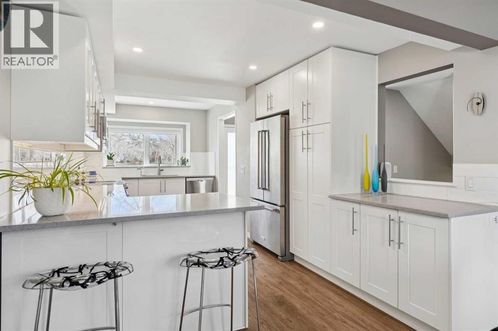 Single Family House for Sale in  Sandringham Road NW Sandstone Valley Calgary 