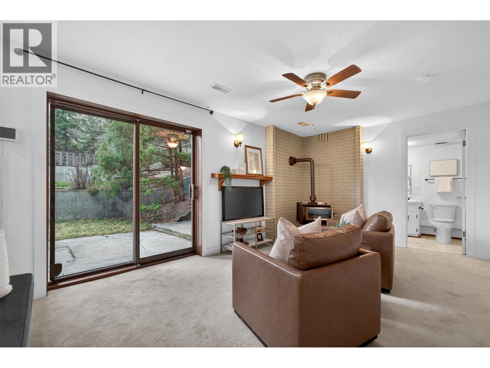 1812 Olympus Way, West Kelowna