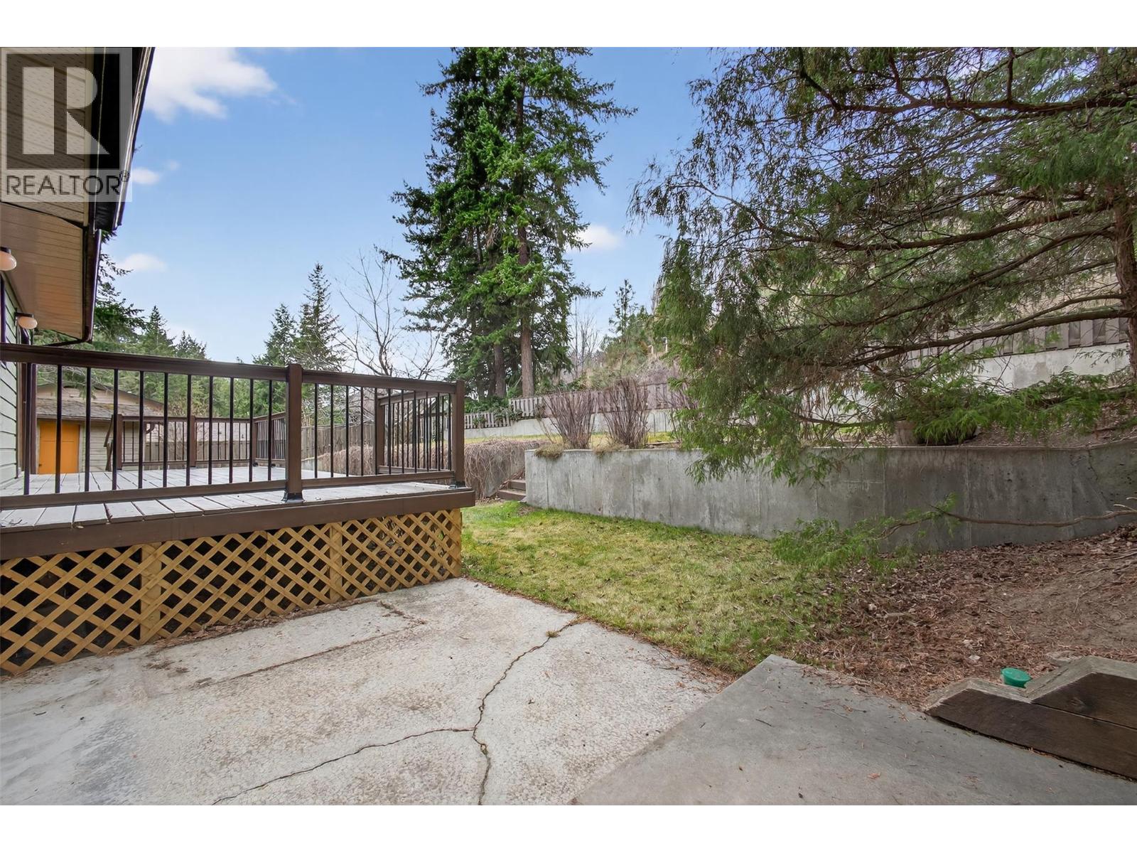 1812 Olympus Way, West Kelowna