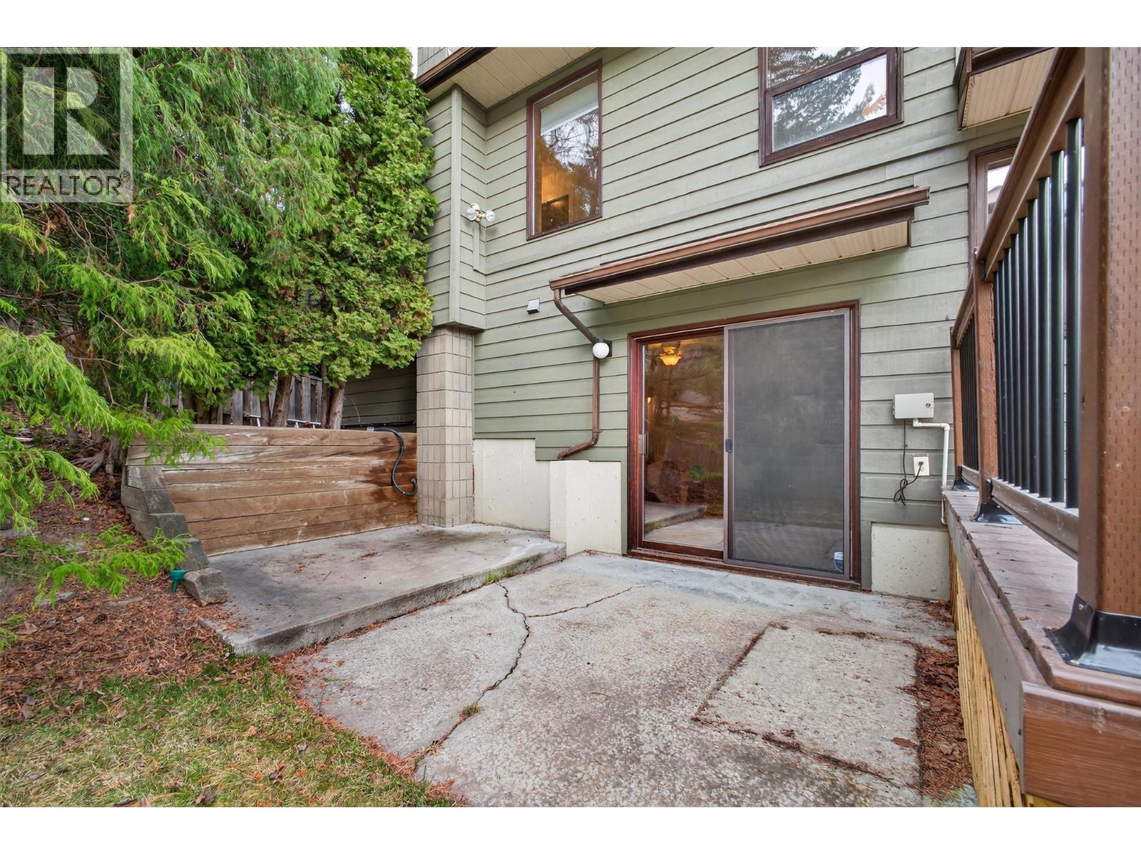 1812 Olympus Way, West Kelowna