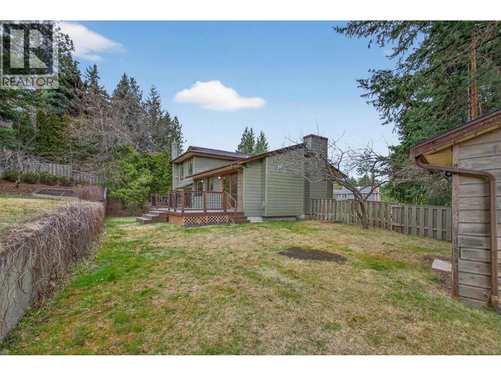 1812 Olympus Way, West Kelowna