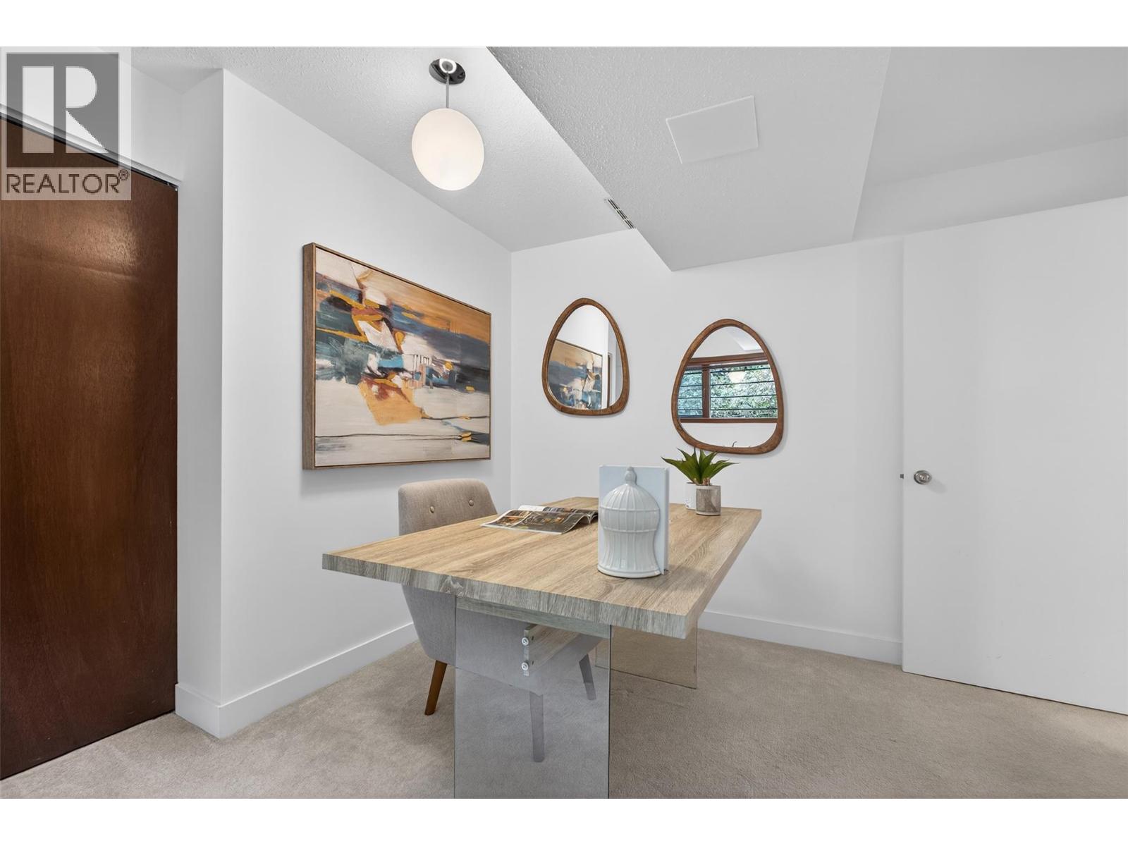 1812 Olympus Way, West Kelowna