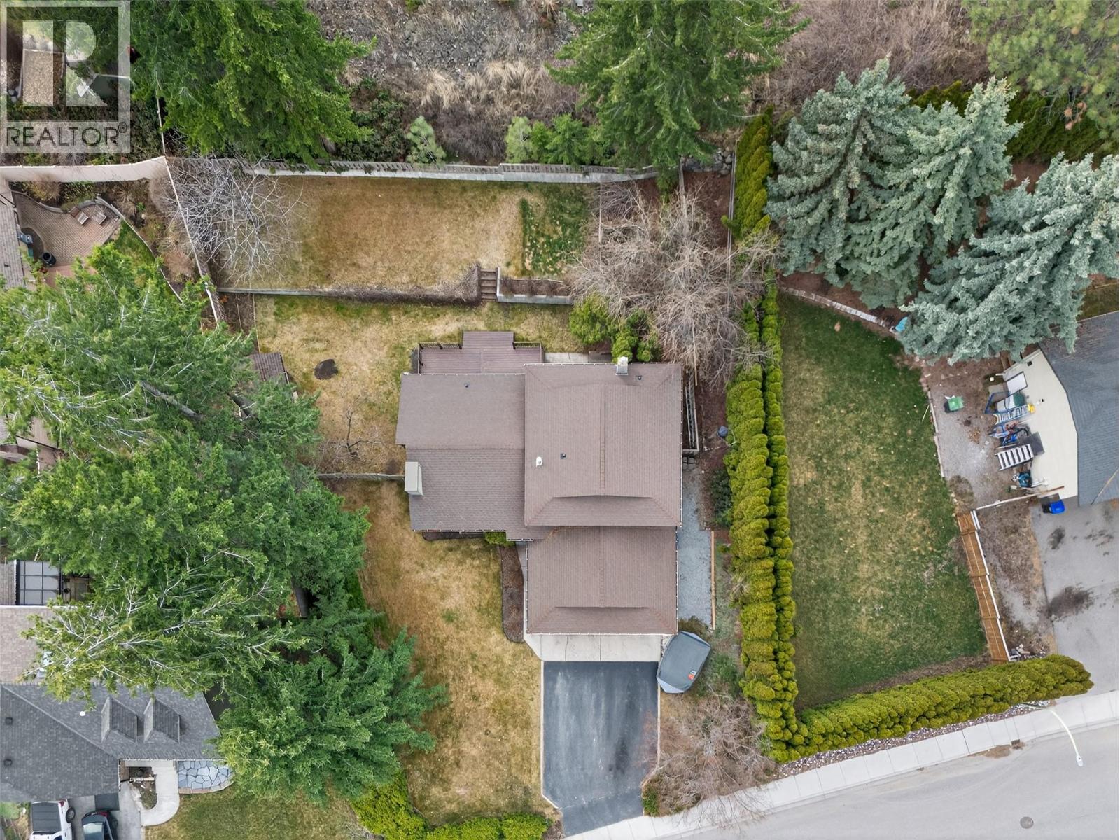1812 Olympus Way, West Kelowna