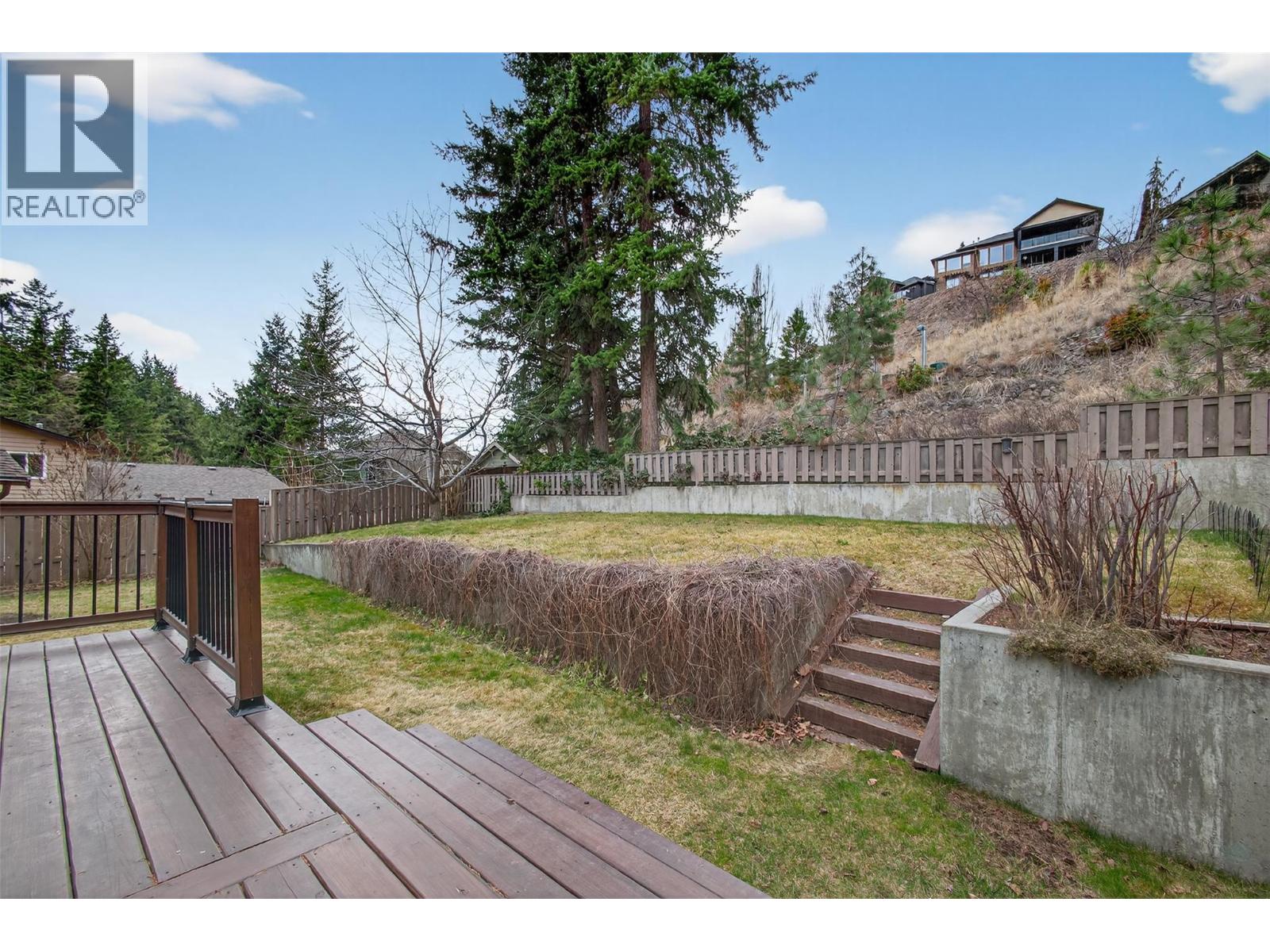 1812 Olympus Way, West Kelowna