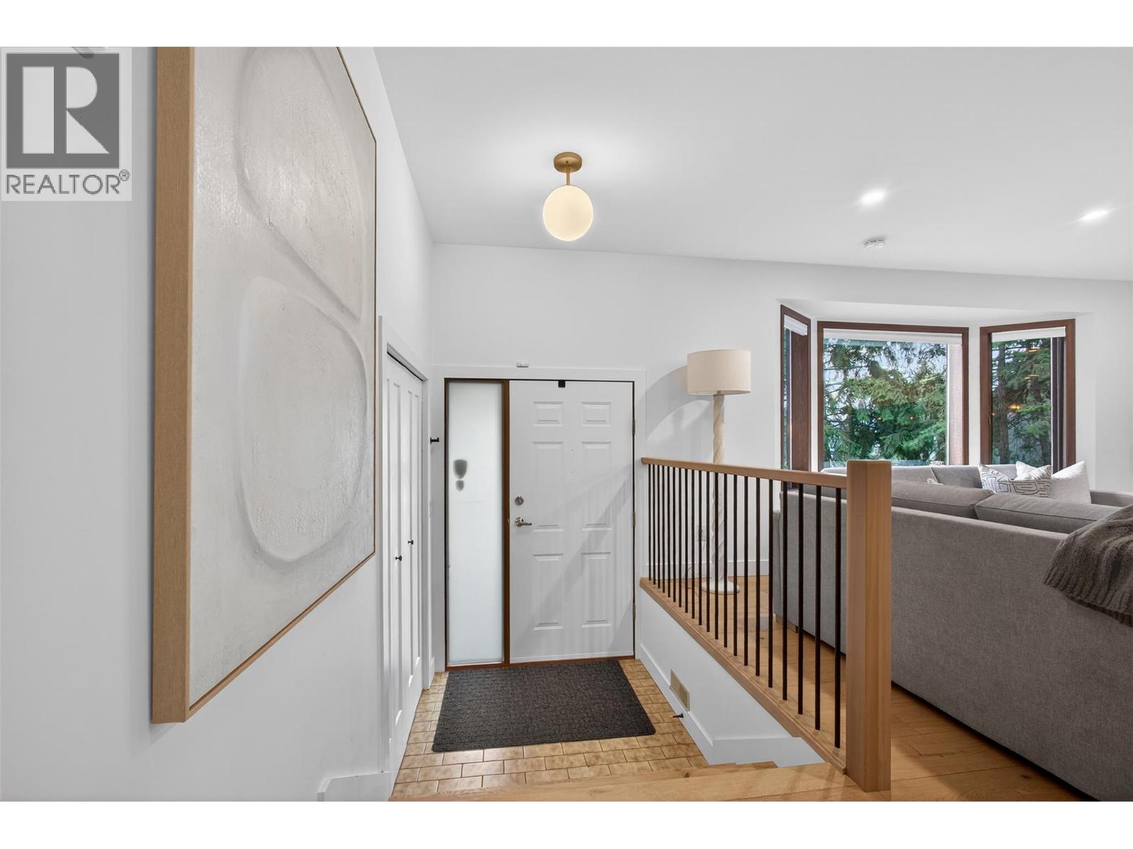 1812 Olympus Way, West Kelowna