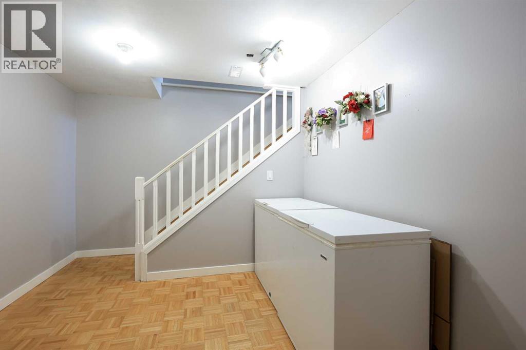 4 Mckee Close, Red Deer