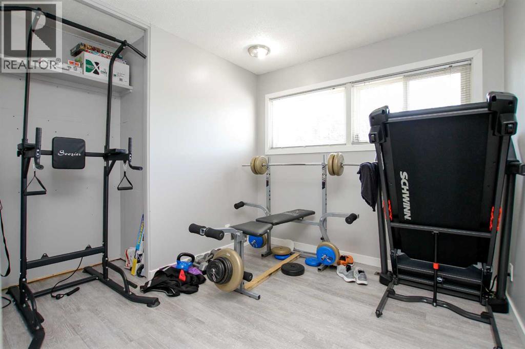 4 Mckee Close, Red Deer