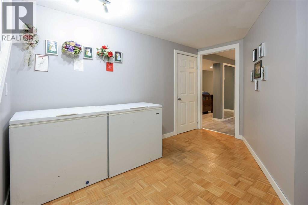 4 Mckee Close, Red Deer