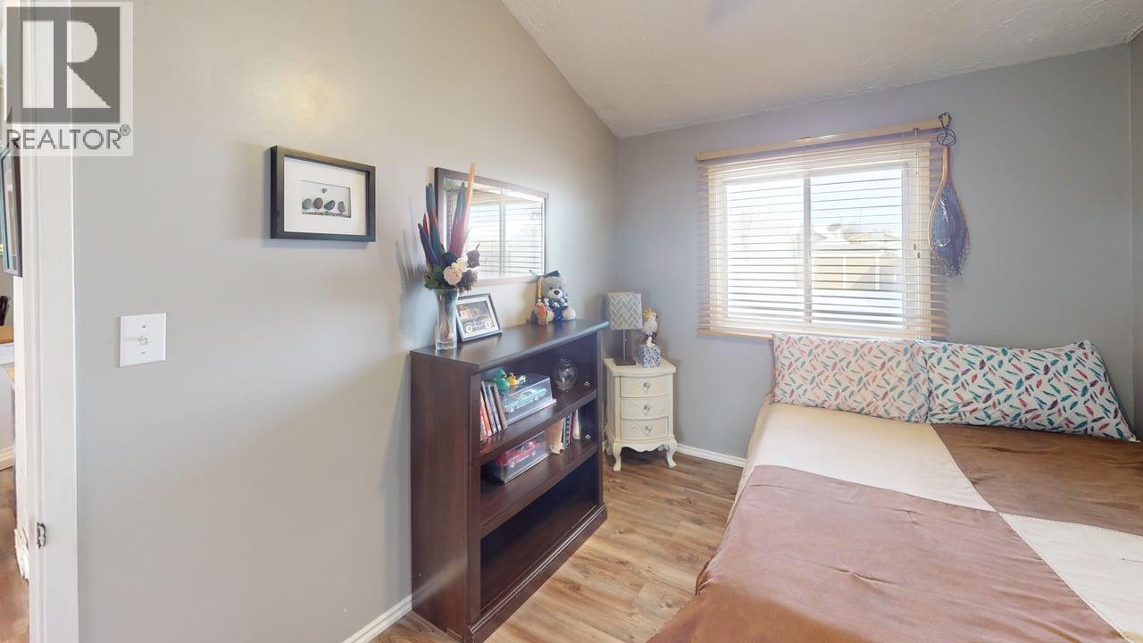 9208 107 AVENUE - 16