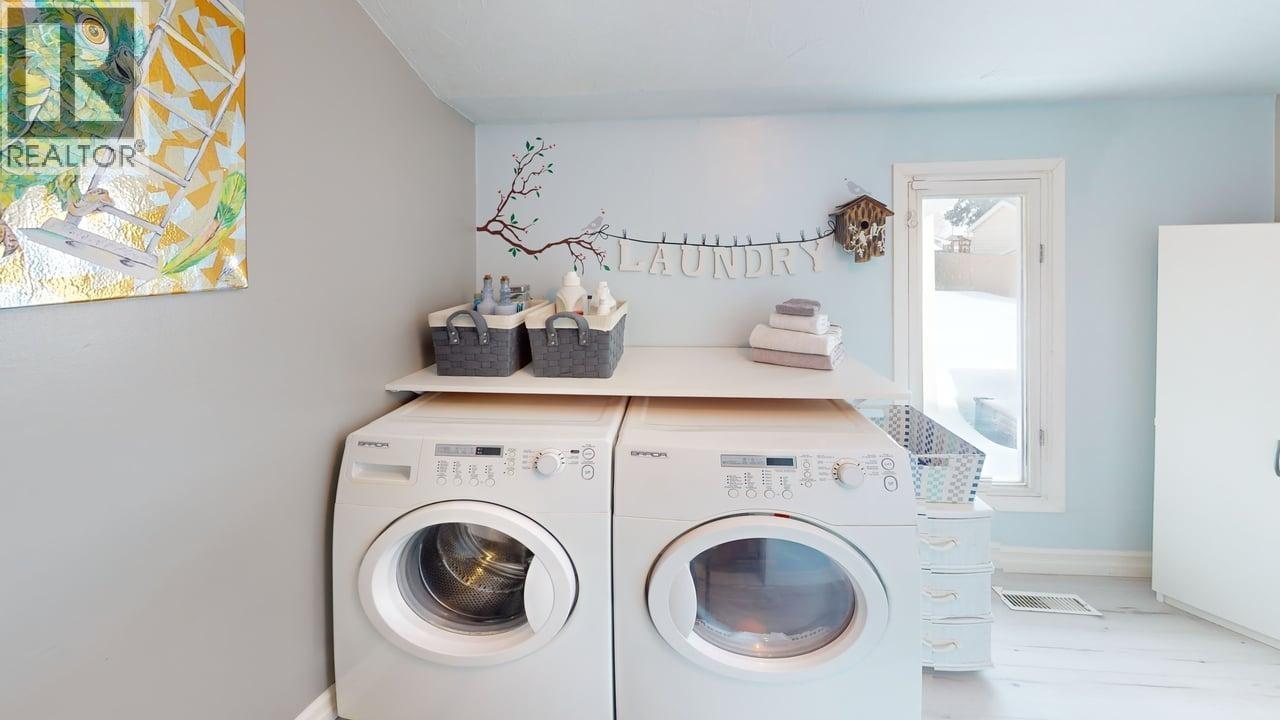 9208 107 AVENUE - 17