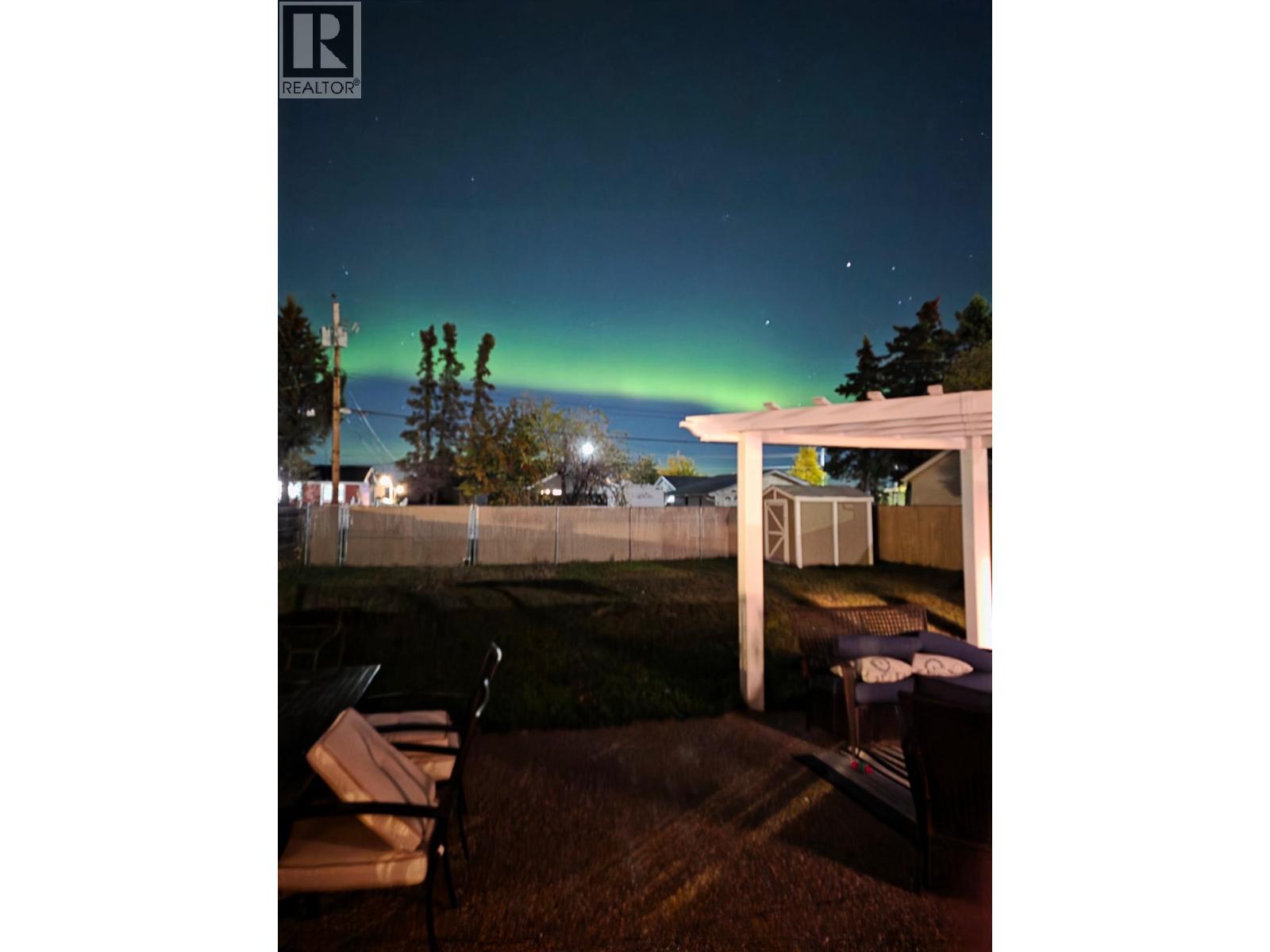 9208 107 AVENUE - 23