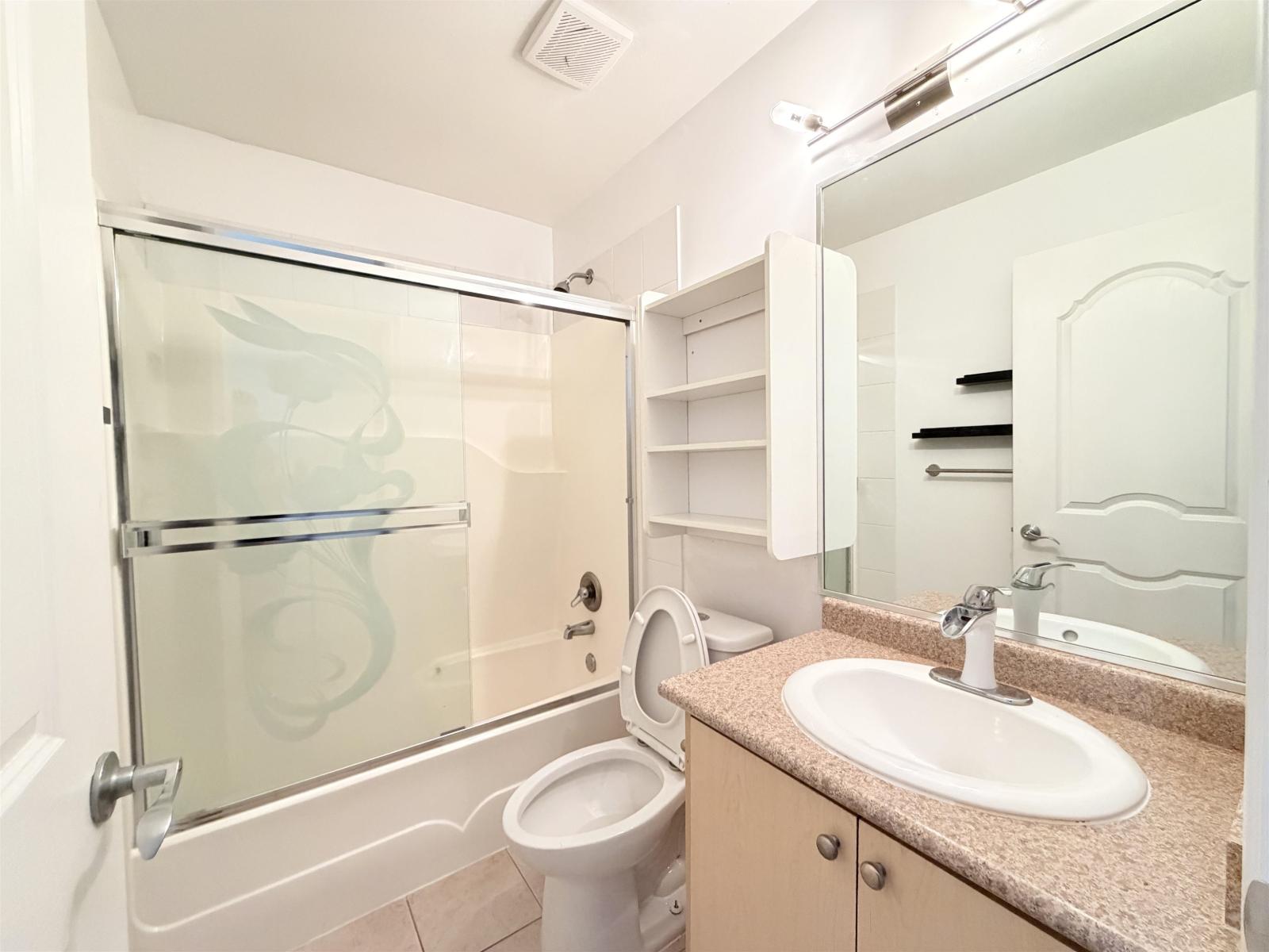 8246 152 Street - photo 2