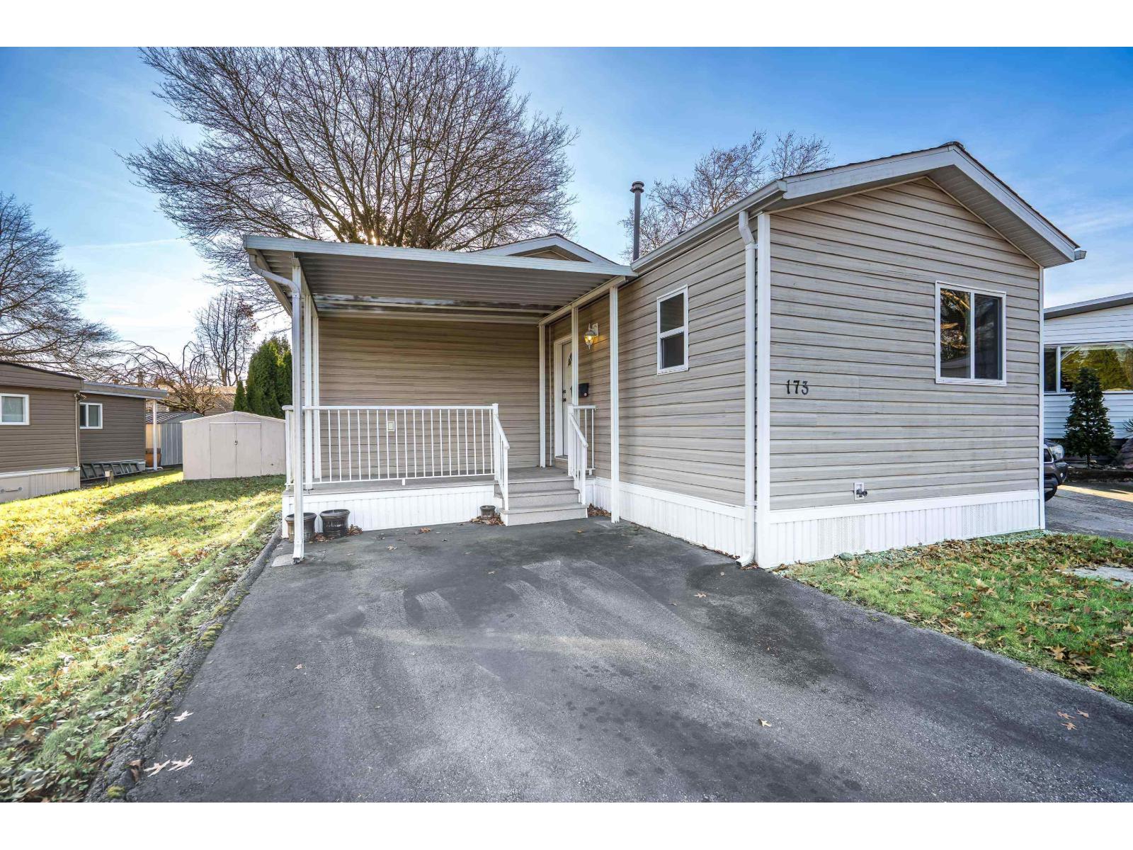 173 1840 160 Street - main photo