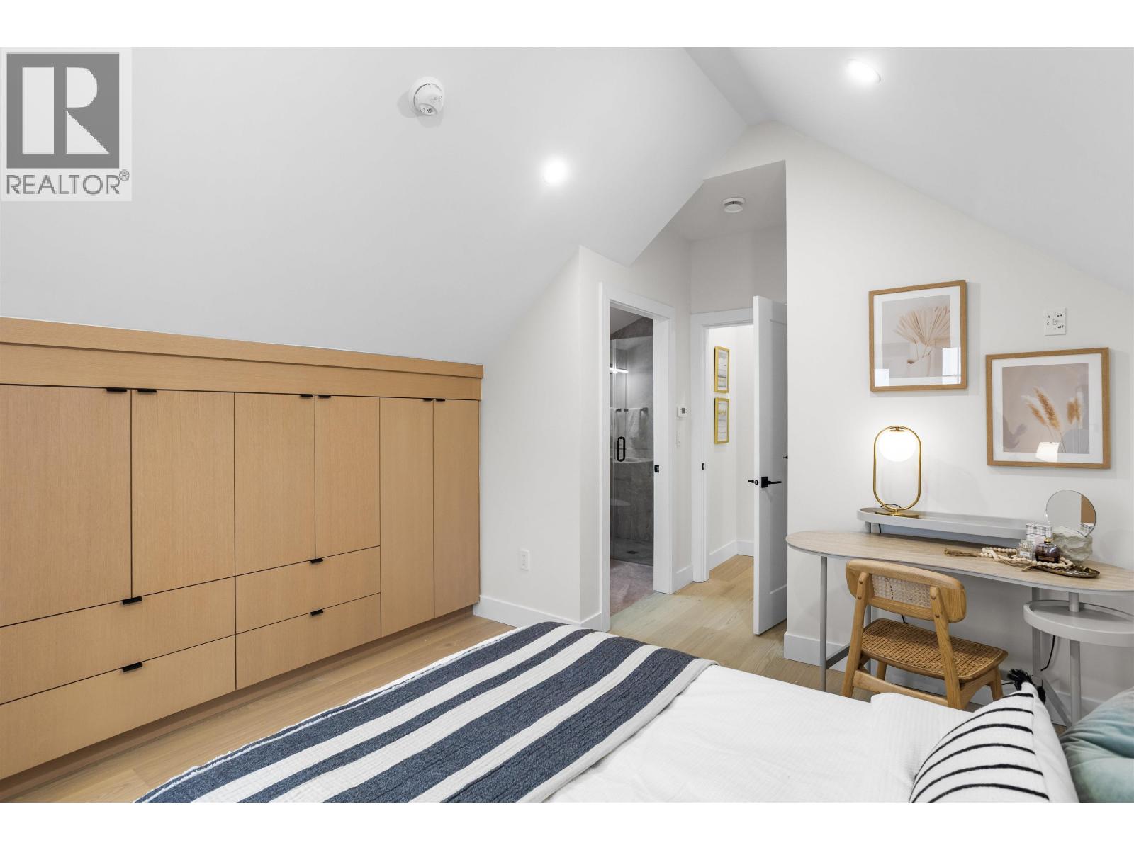 1 5306 CULLODEN STREET, Vancouver