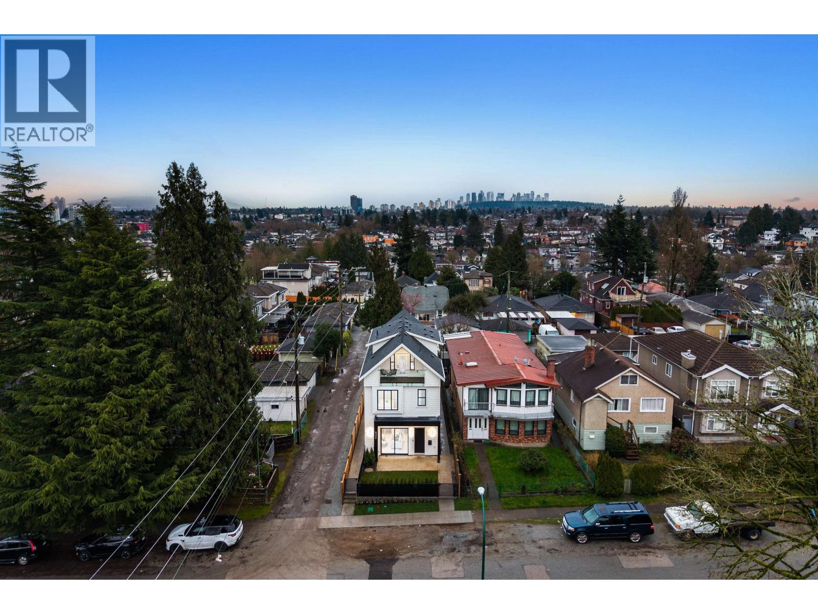 1 5306 CULLODEN STREET, Vancouver