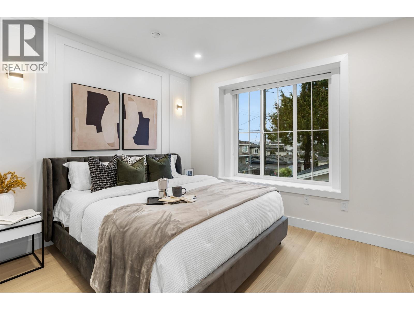 2 5306 CULLODEN STREET, Vancouver