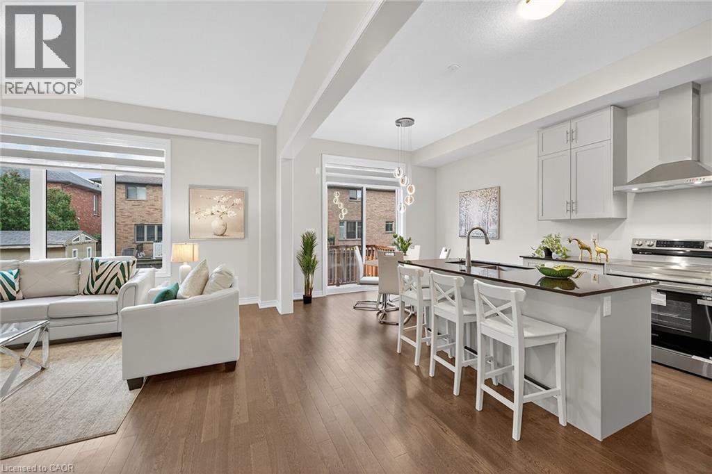 67 STARFIRE CRESCENT - 11