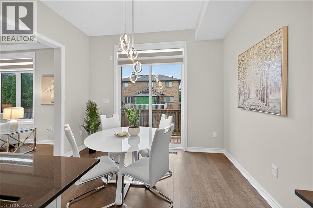 67 STARFIRE CRESCENT - 22