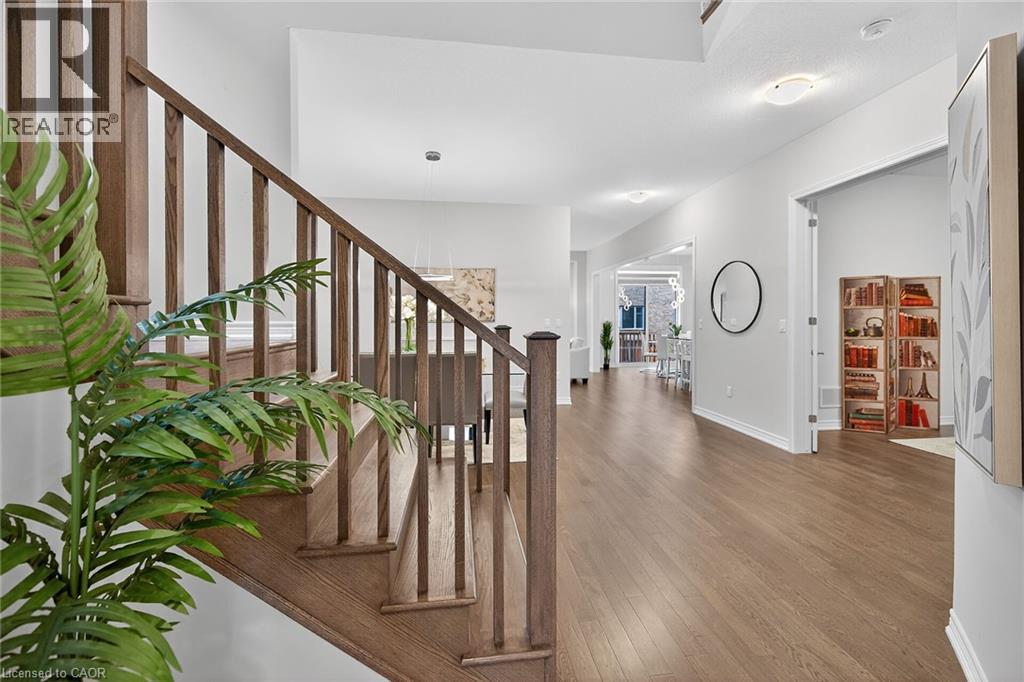 67 STARFIRE CRESCENT - 4