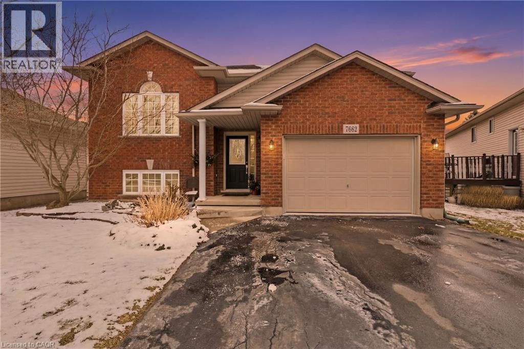 7852 CHARNWOOD Avenue,Niagara Falls,,