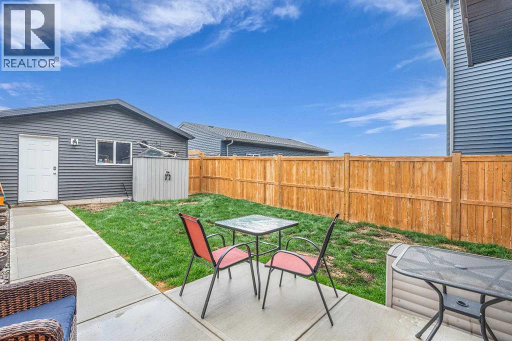 Single Family House for Sale in  Wolf Creek Way SE Wolf Willow Calgary 