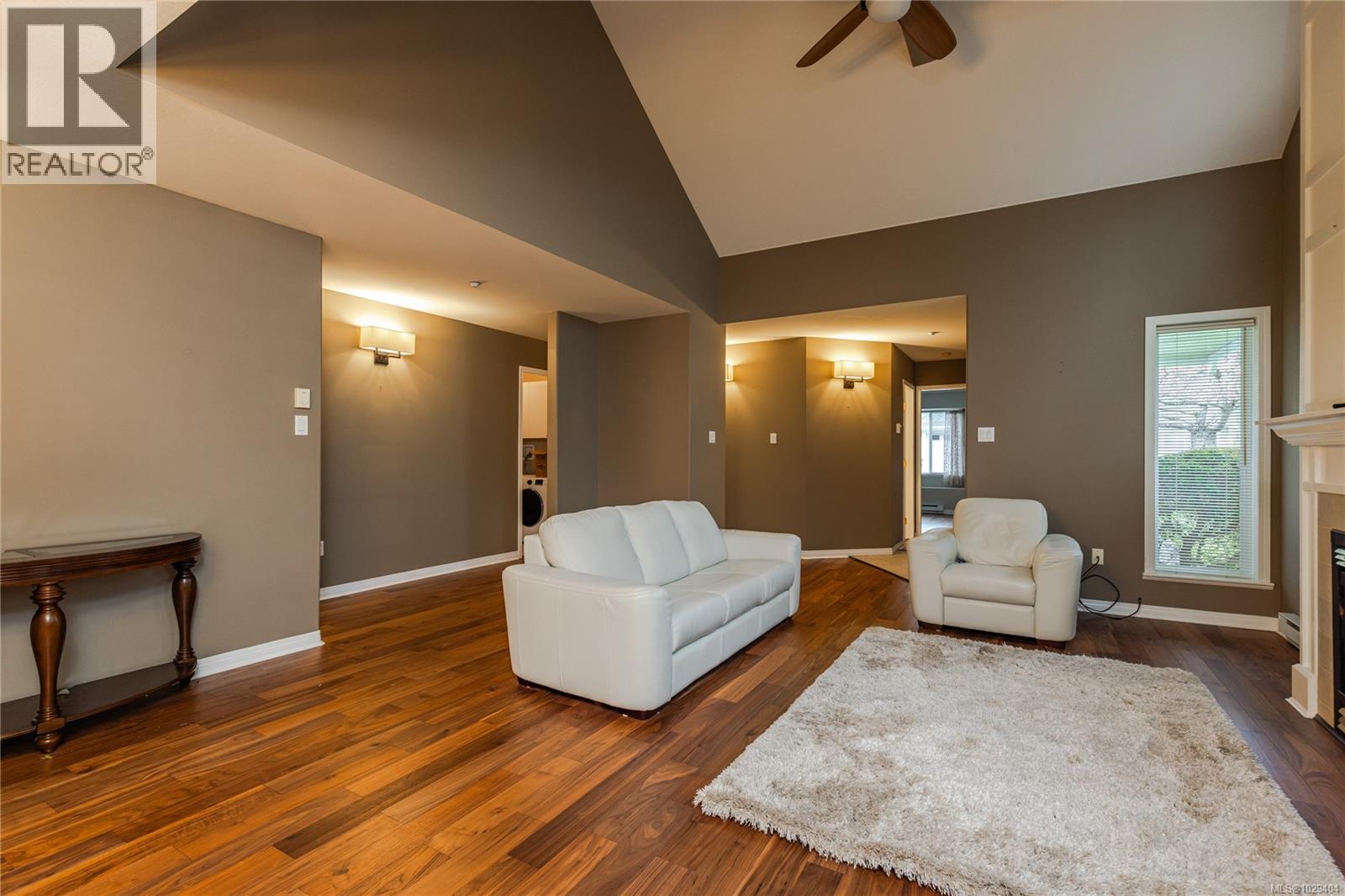 5256 ARBOUR CRES - 11